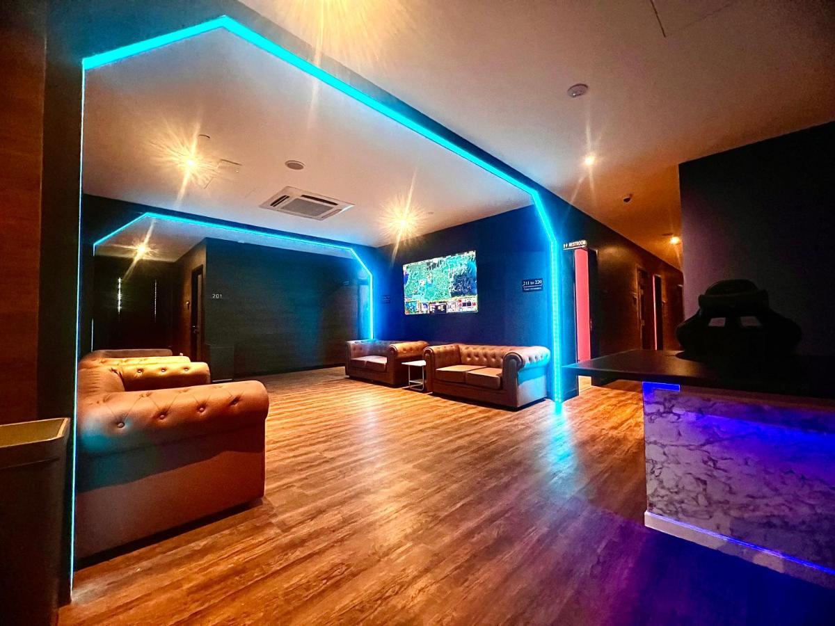 Arena Esports @ Orchard Hotel Singapore Buitenkant foto